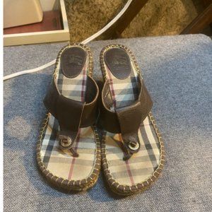 Burberry Wedge Sandels